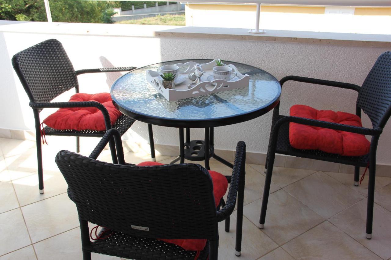 Apartman Odin Cizici Exterior foto