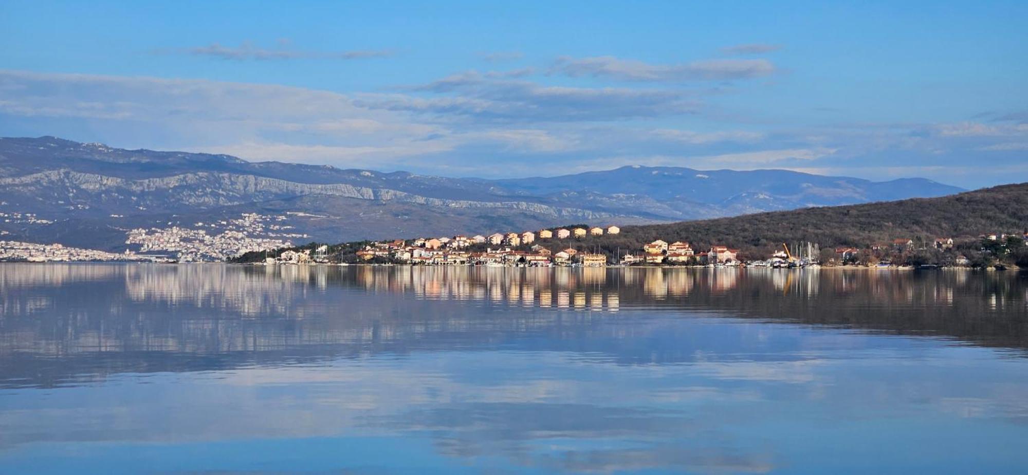 Apartman Odin Cizici Exterior foto